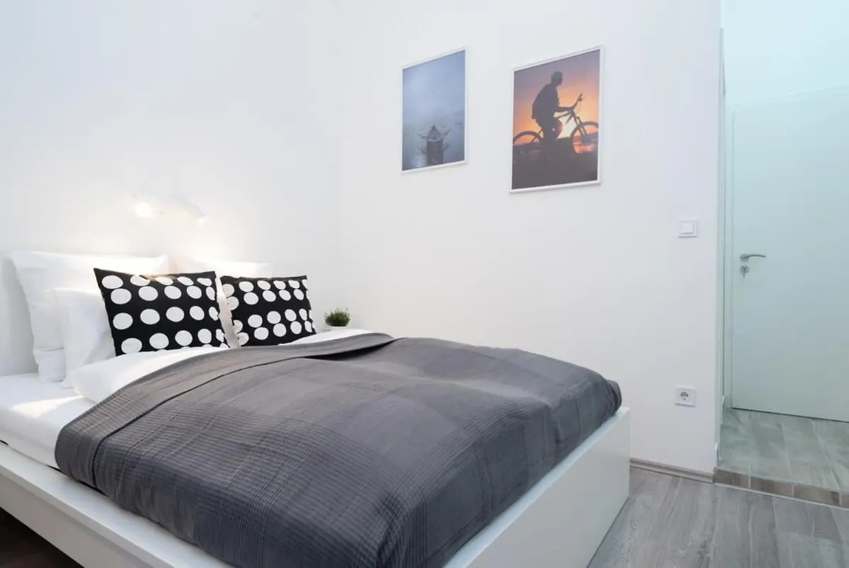 Apartment Well Located Charming Studio Budapest Hungary