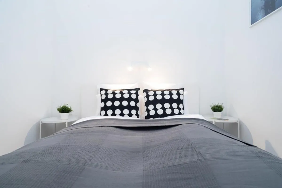 Apartment Well Located Charming Studio Budapest