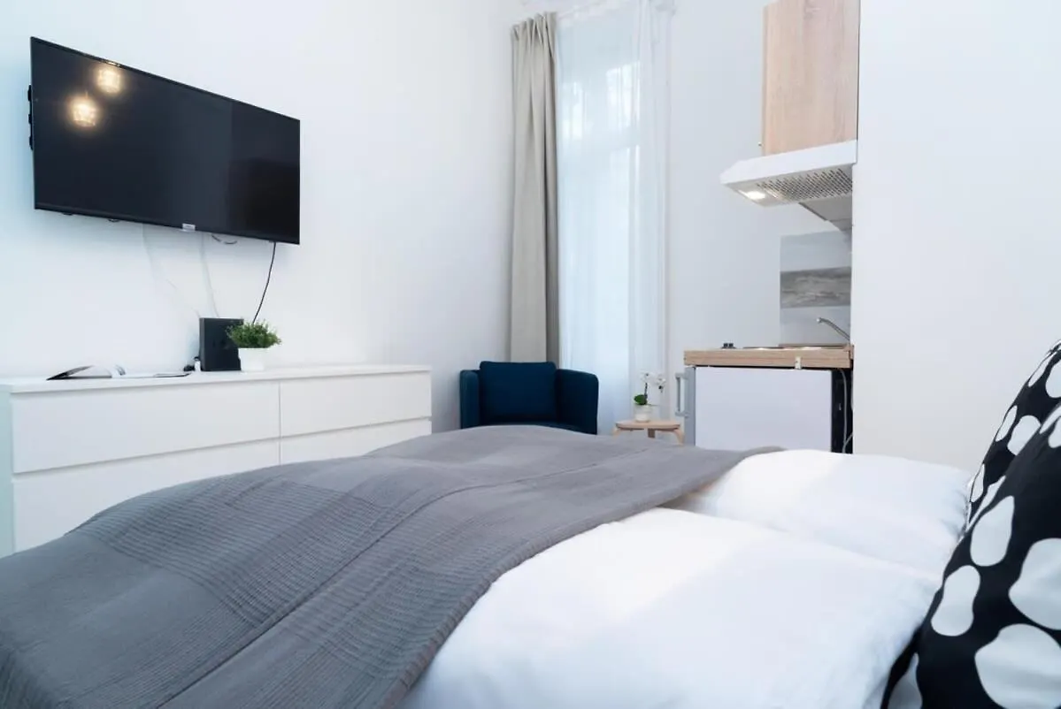 Apartment Well Located Charming Studio Budapest