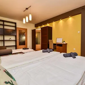 Apartament Cappuccino With Balcony And Free Parking, Budapeszt